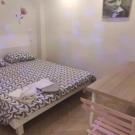 Romantic House Posto Auto Aria Condizionata بولونيا المظهر الخارجي الصورة